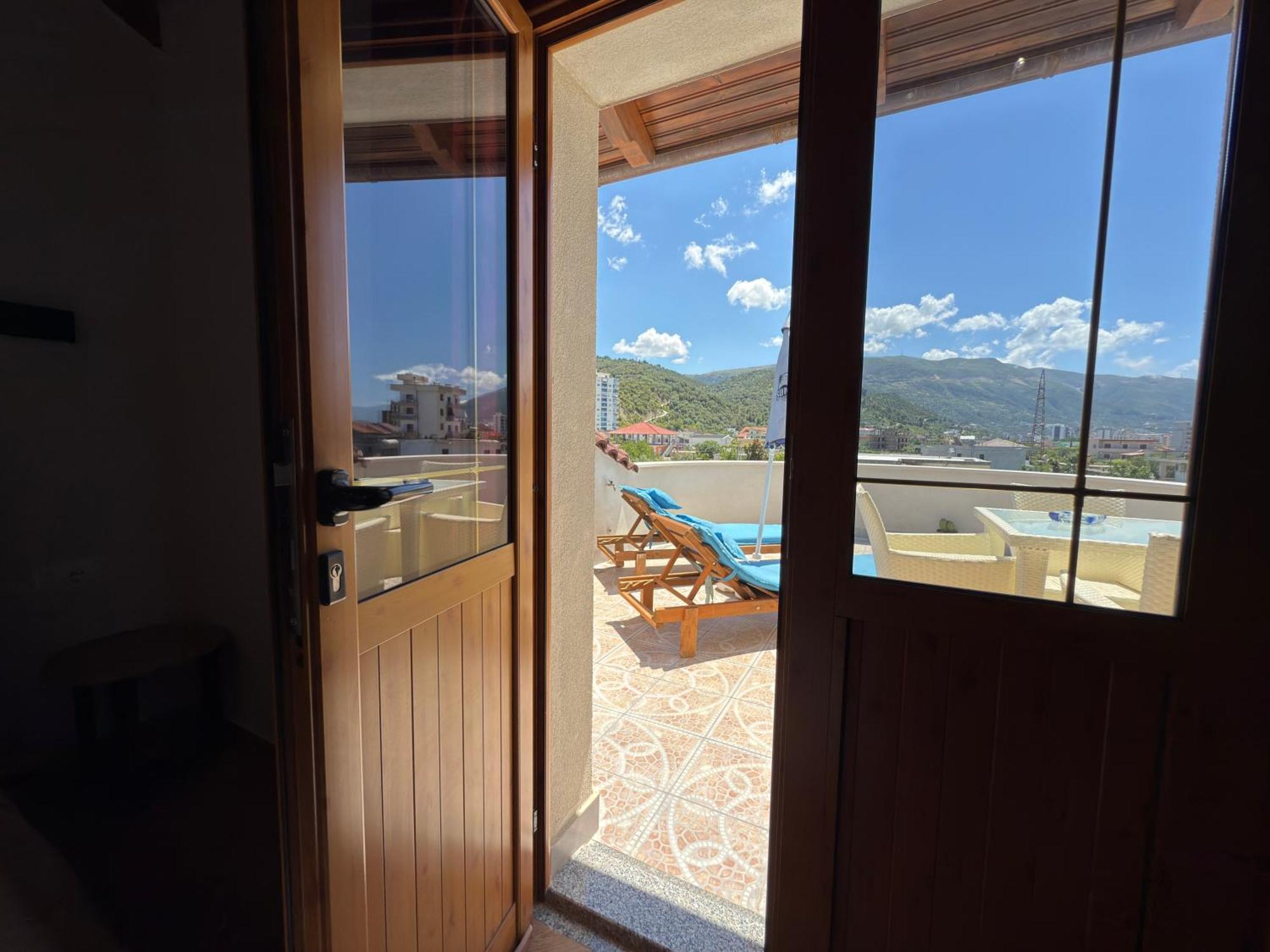 Villa Ida Apartments Vlore Ruang foto