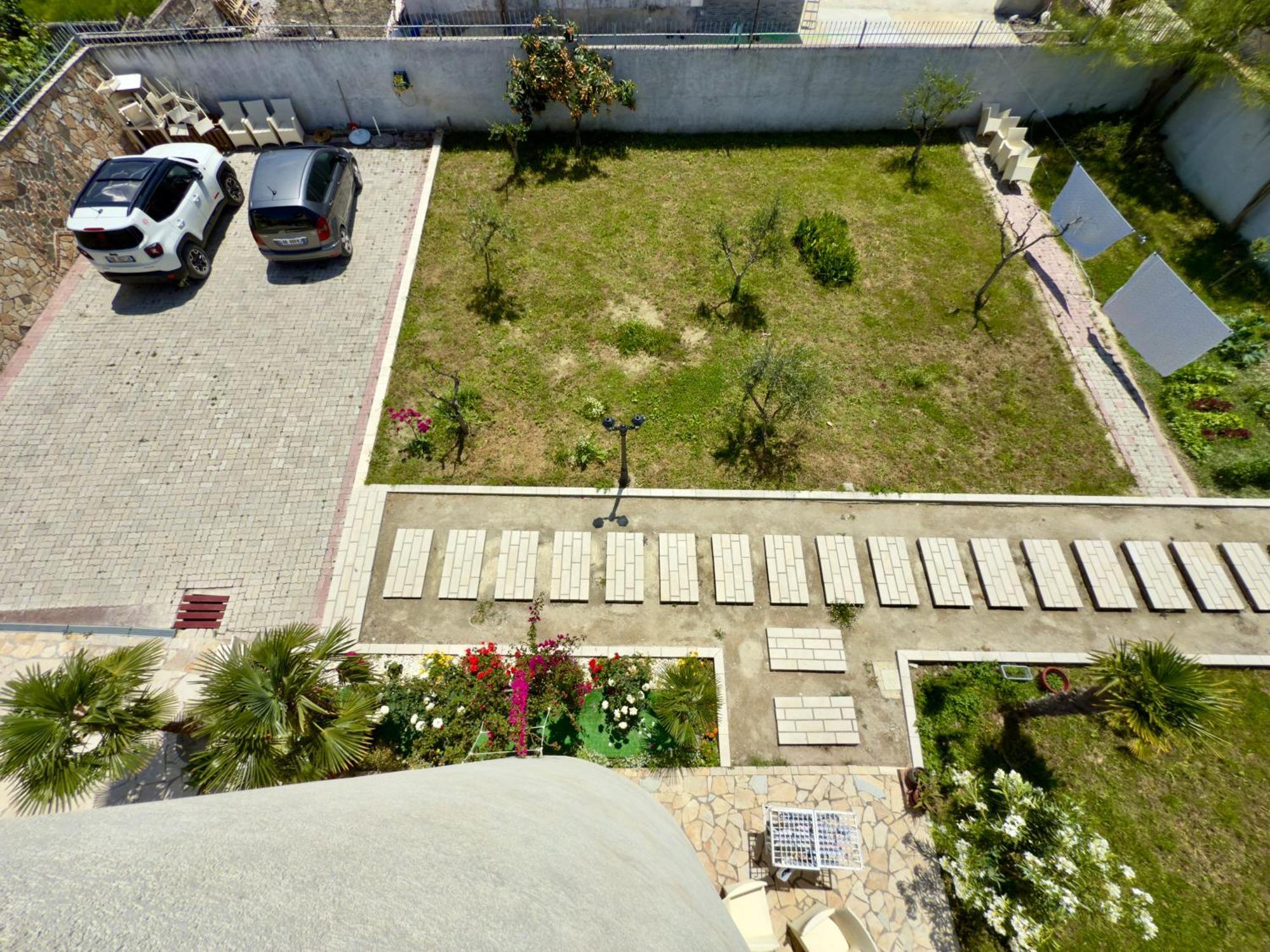 Villa Ida Apartments Vlore Ruang foto